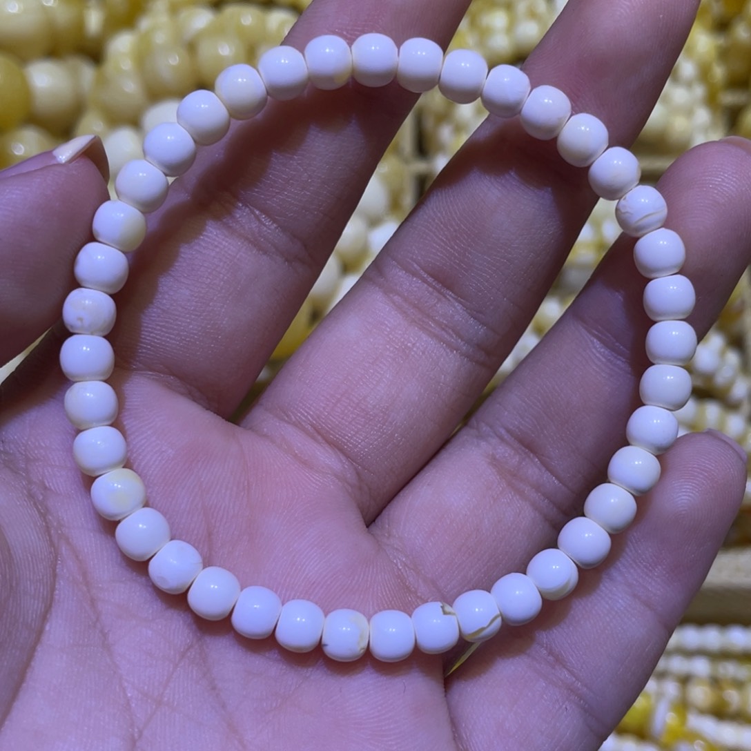 手绳琥珀未镶嵌5m