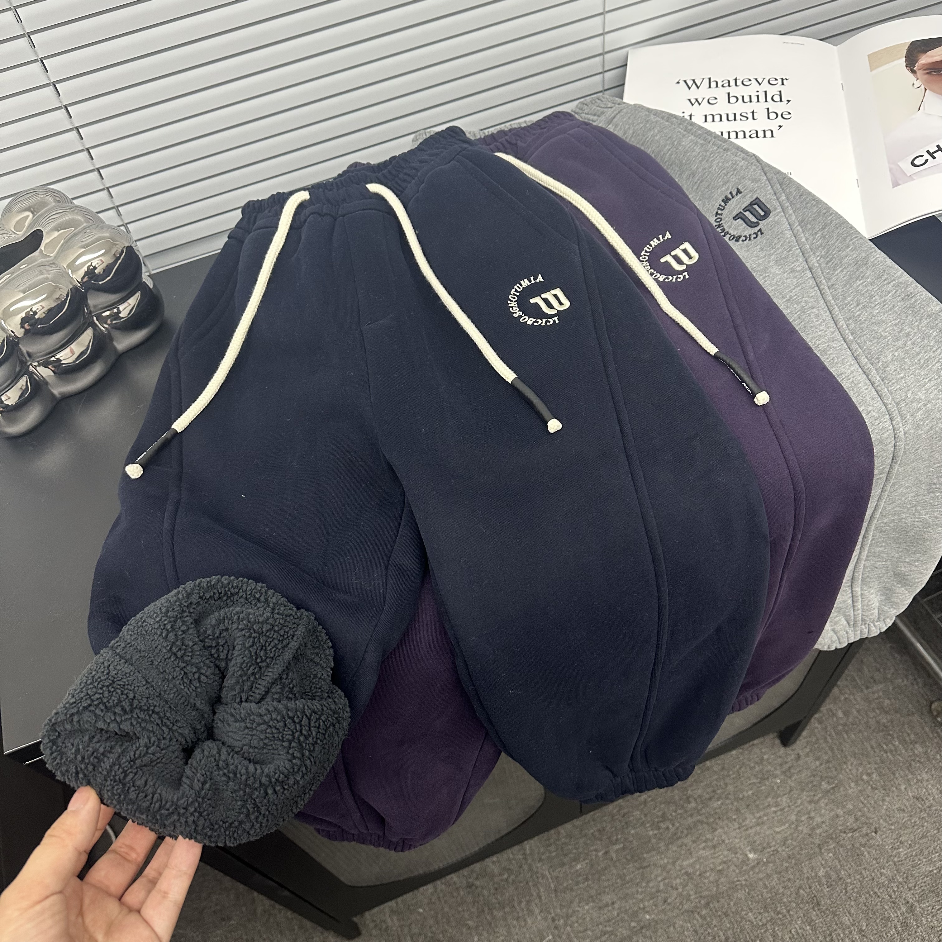 儿童羊羔绒一体绒卫裤2025冬季韩版潮流百搭加厚保暖男女童长裤潮