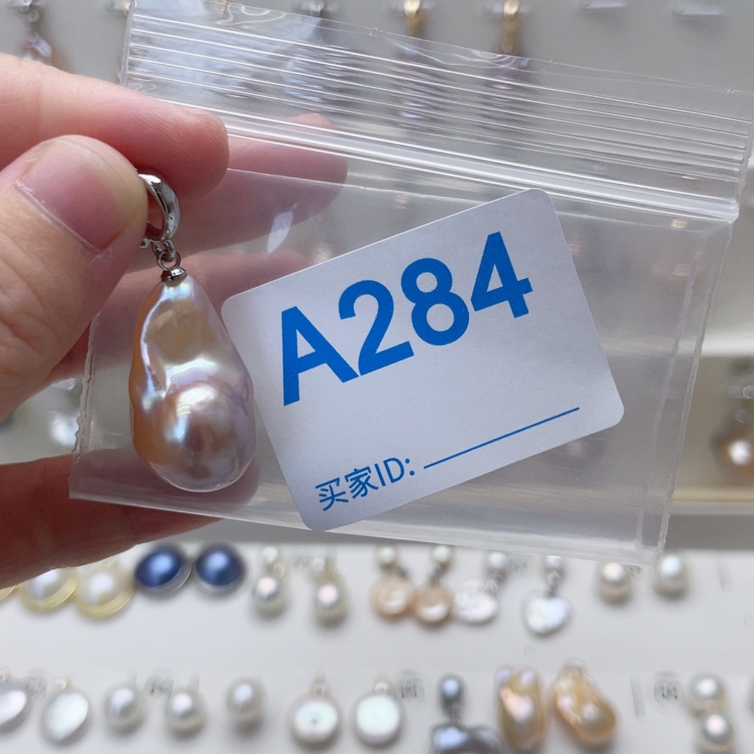 颈饰未镶嵌淡水珍珠