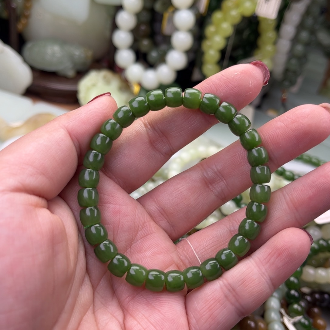 和田玉（碧玉）未镶嵌手链