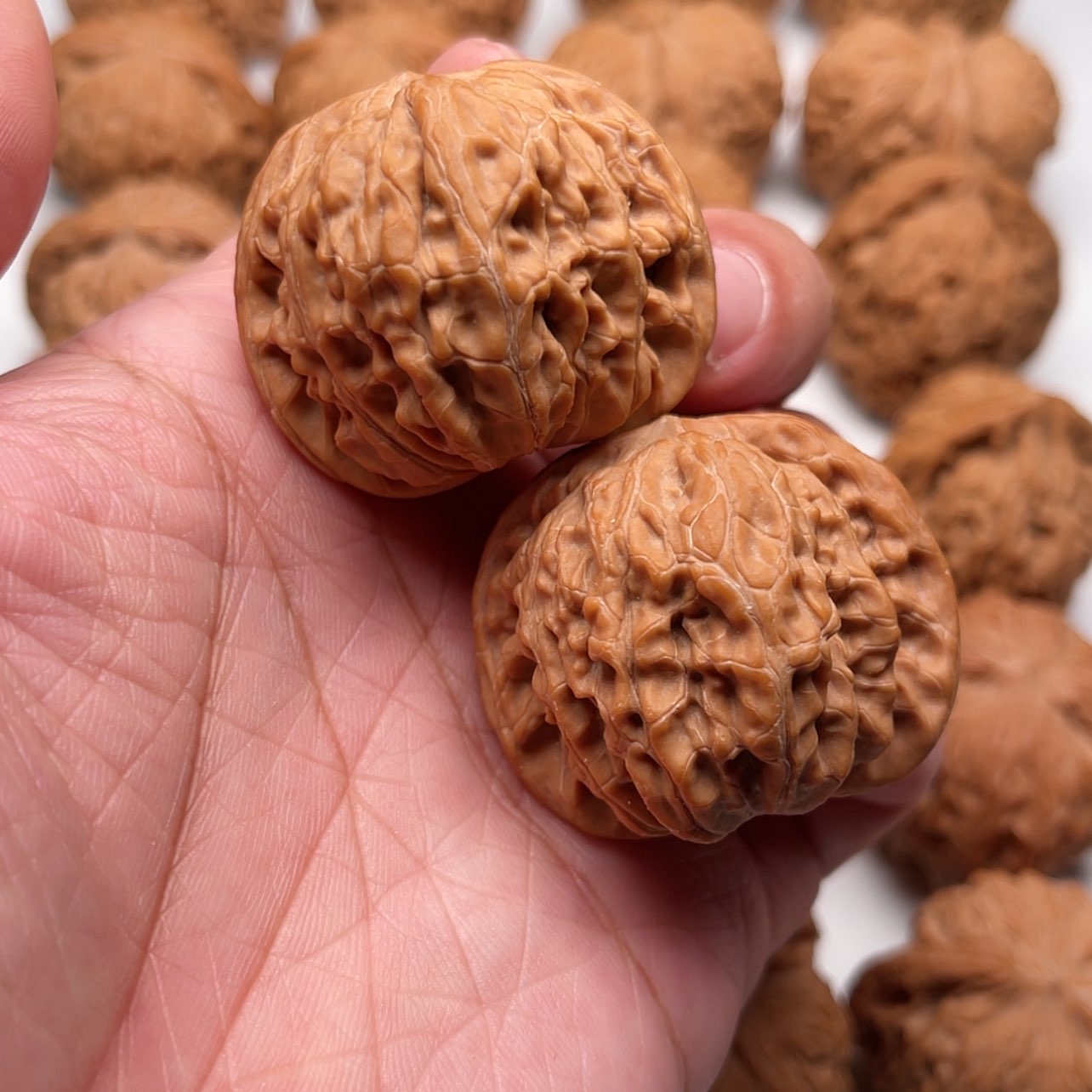 【闪购商品】文玩核桃吊坠人****红核桃