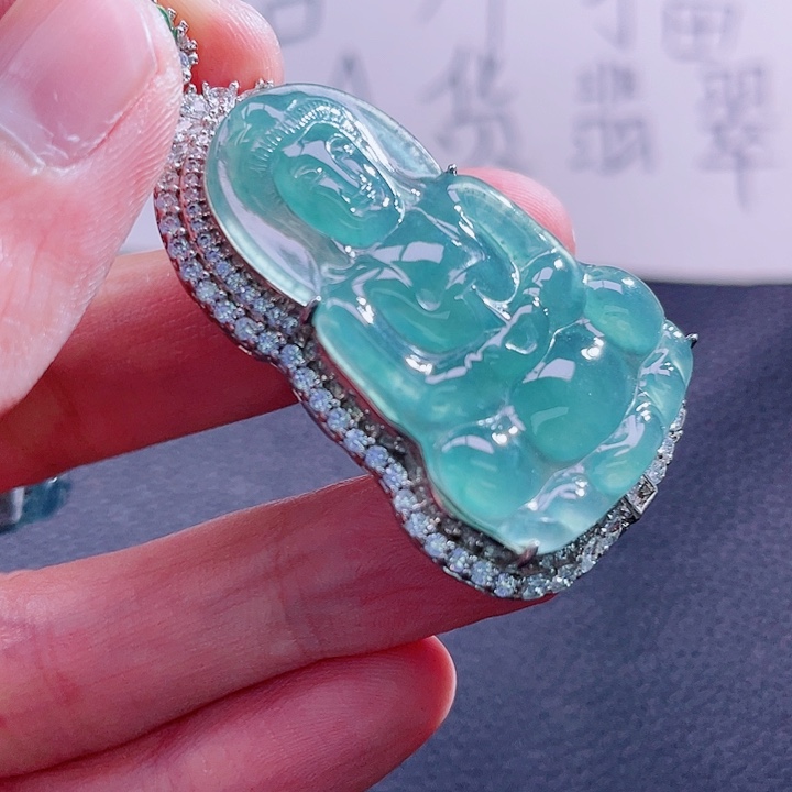 翡翠颈饰未镶嵌99999999