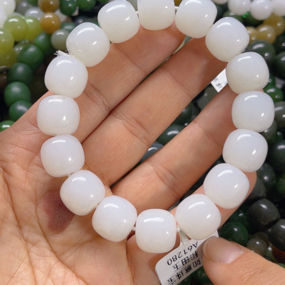 未镶嵌手链和田玉