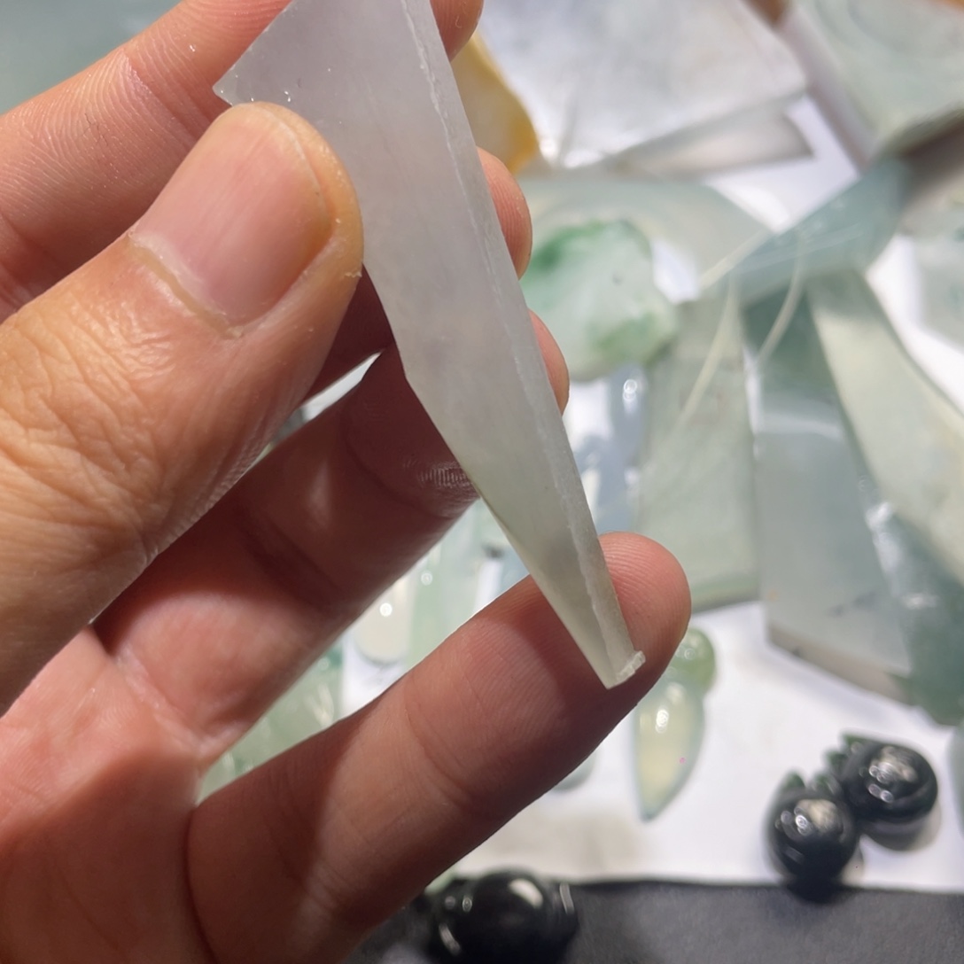 定制翡翠未镶嵌定制翡翠未镶嵌不包工