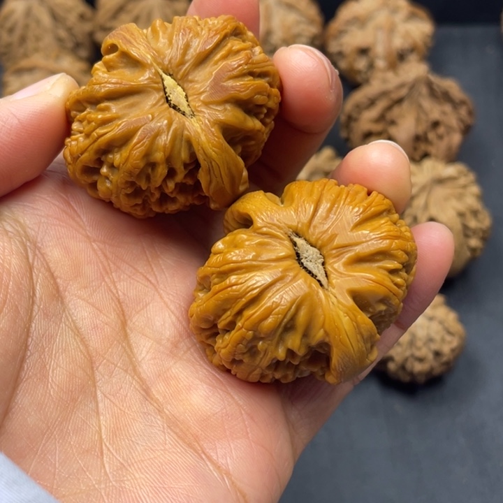 文玩核桃吊坠突突突突突突突突
