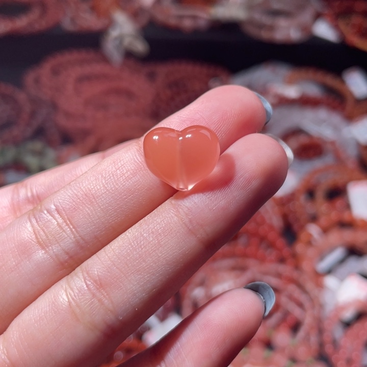 南红玛瑙未镶嵌屁桃654