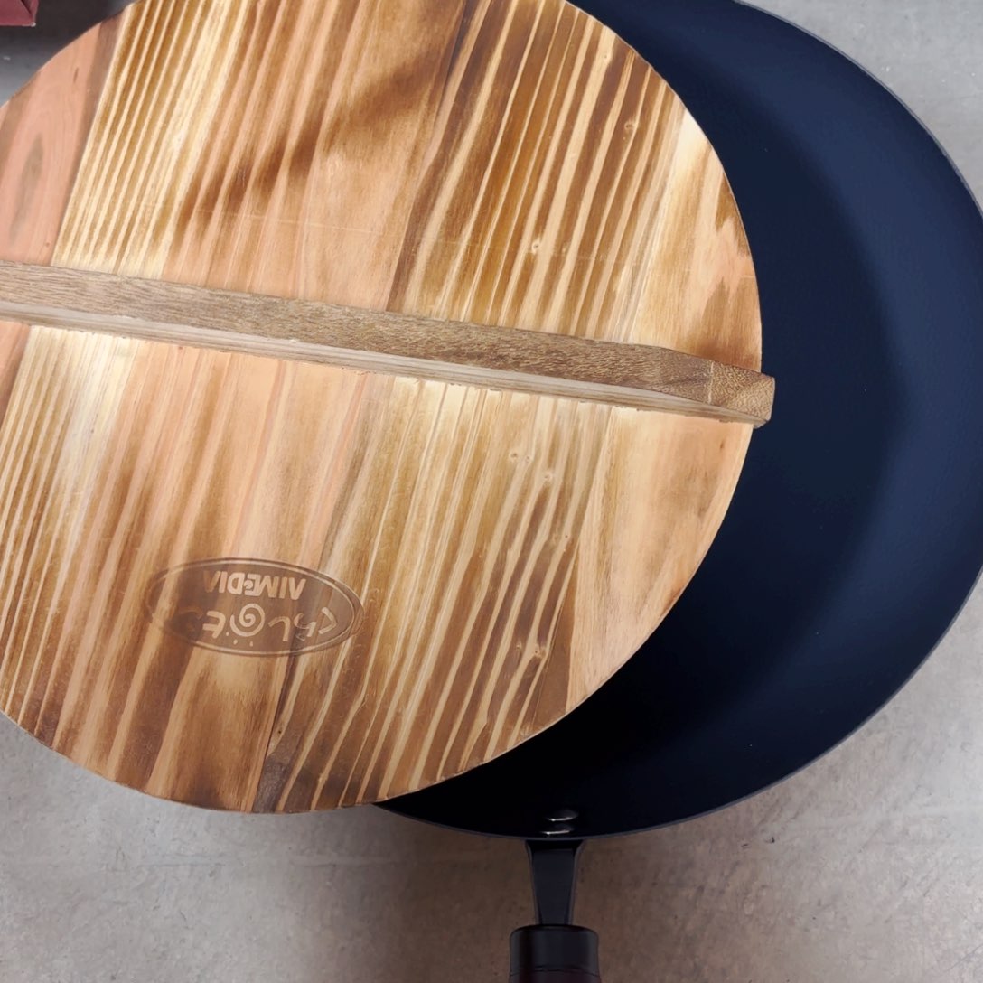 白瓷极轻深铁锅32公分