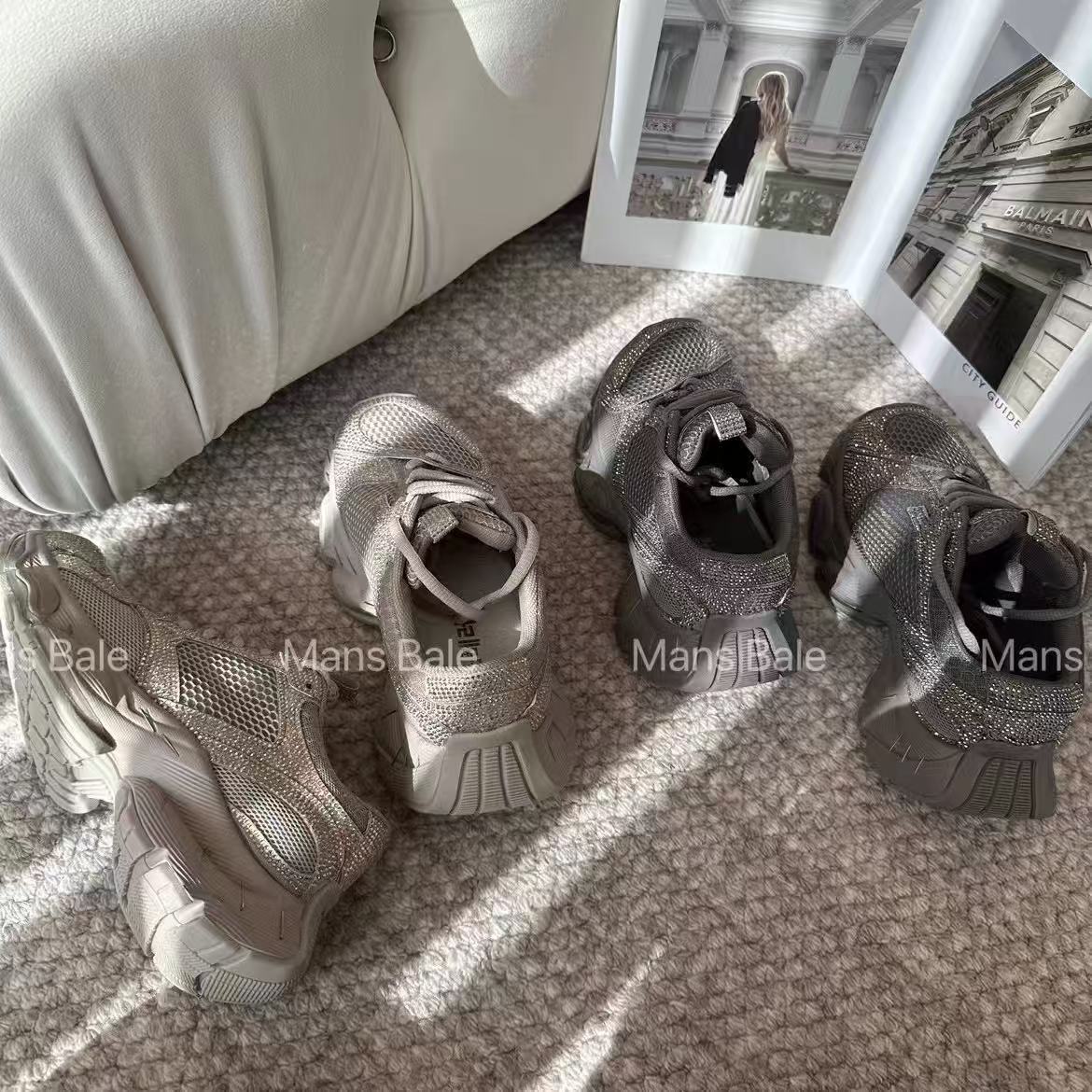 11500-18 水钻老爹鞋女新款百搭网面透气休闲运动鞋系带跑步鞋