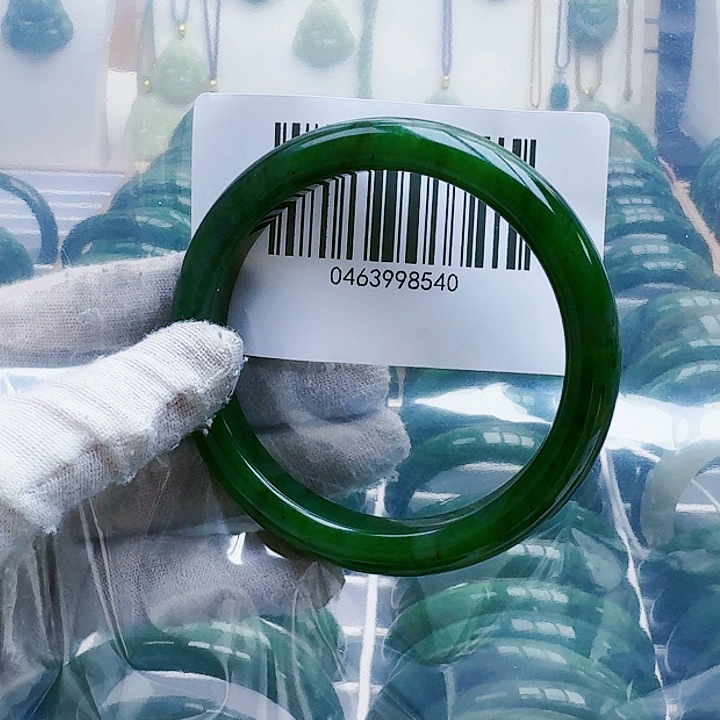 和田玉（碧玉）手镯未镶嵌64包容