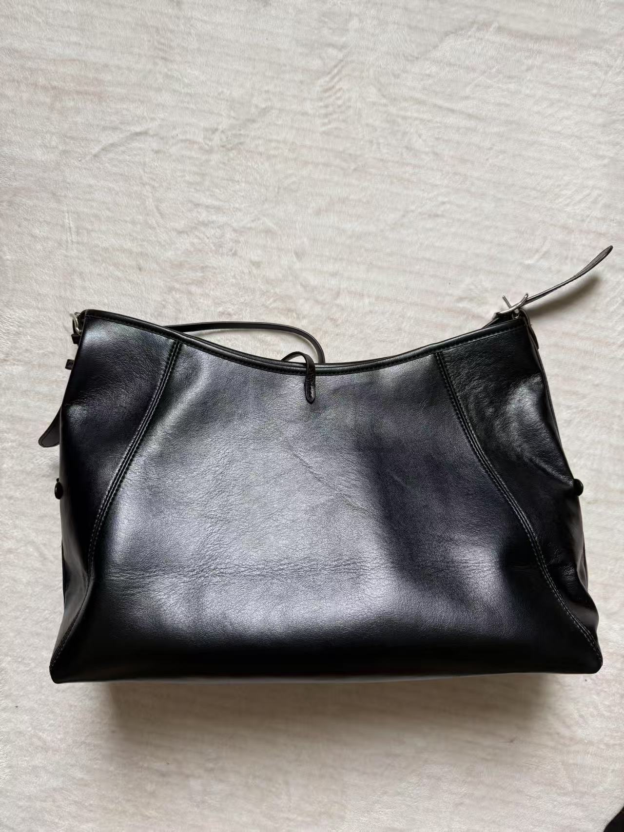 运动包包潮流百搭简约