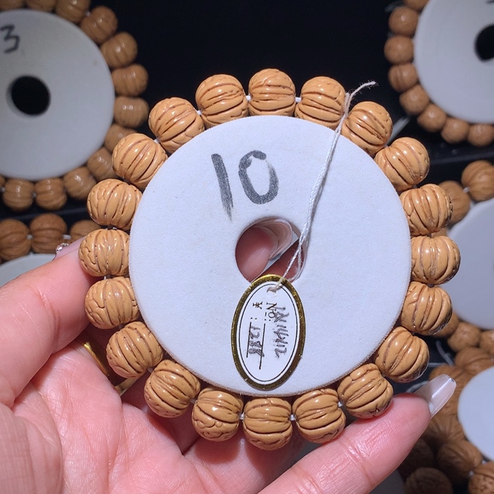 想***饭桃核手串馒头脐金丹