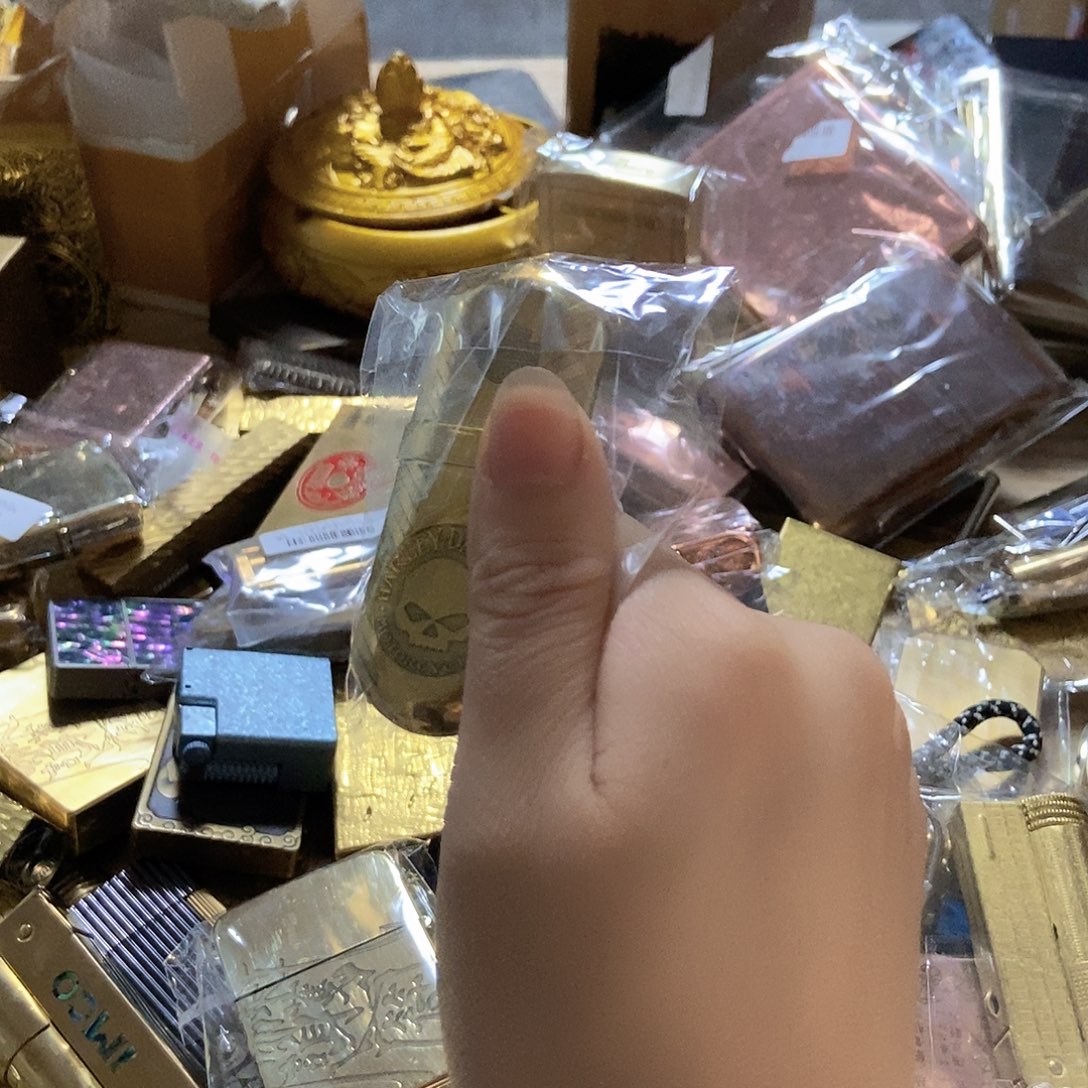 清***里铜捡漏直播间福利打火机