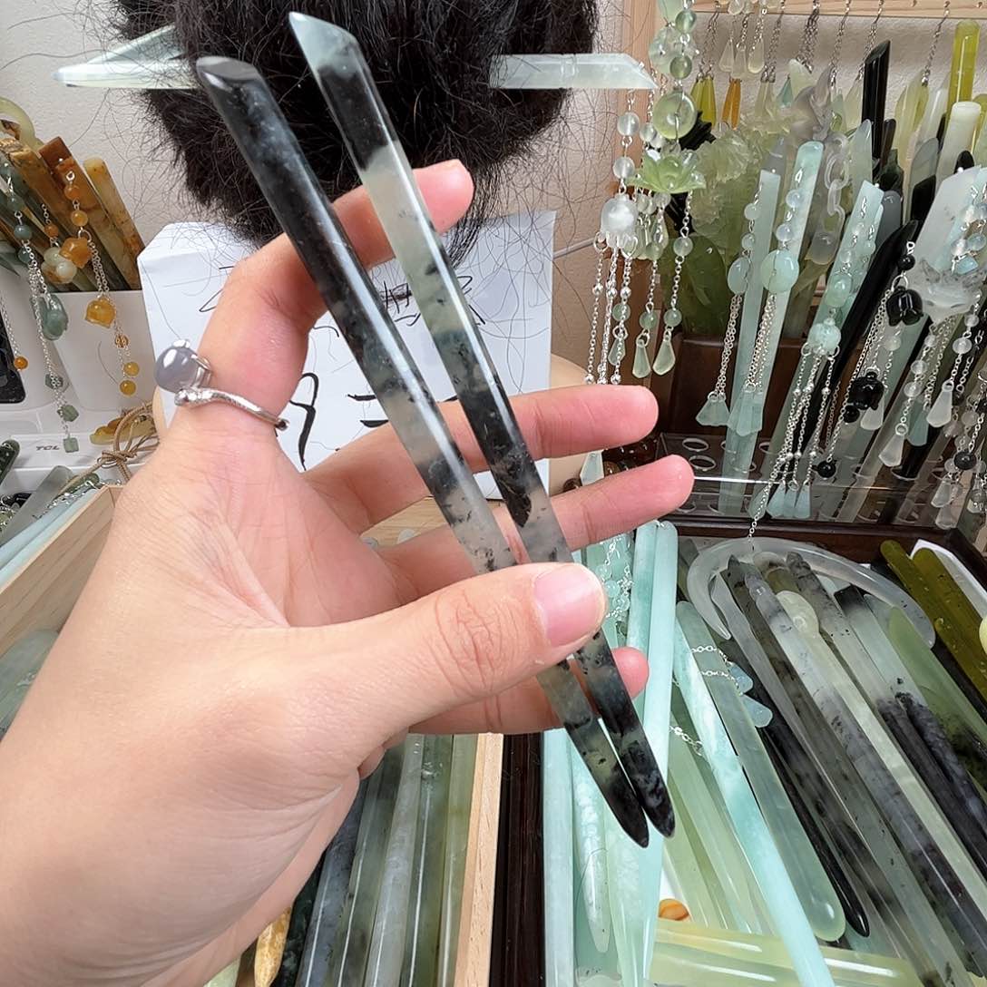 蛇纹石玉发饰未镶嵌一对38