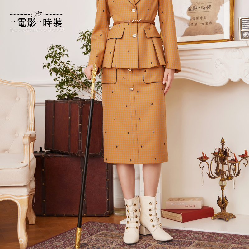 【蜜思仝】一电影一时装春季新款logo绣花格纹包半裙FEEQ113599