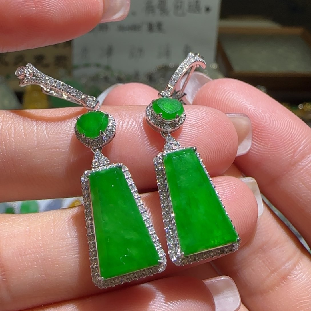 【闪购商品】翡翠耳饰18K金镶嵌缅甸