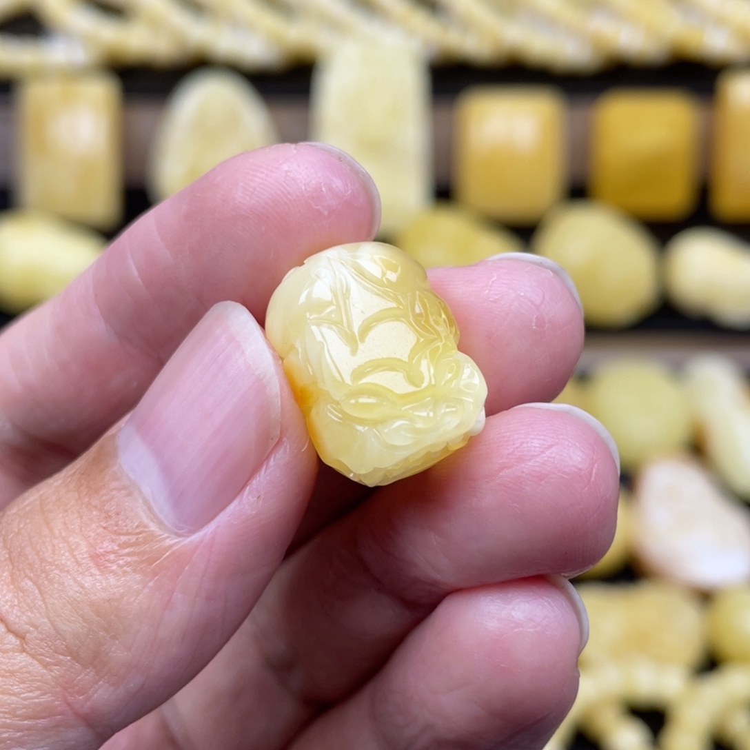 琥珀未镶嵌裸石琥珀蜜蜡