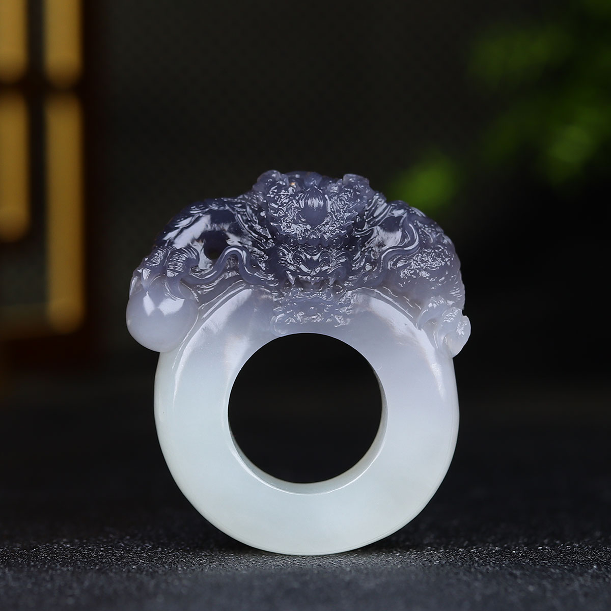 1213176和田玉烟紫扳指套装