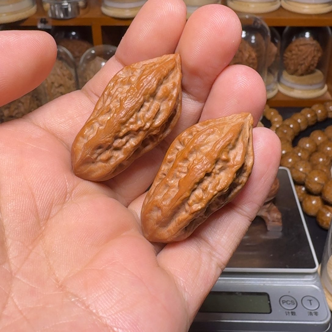 文玩核桃把件多棱瓜条