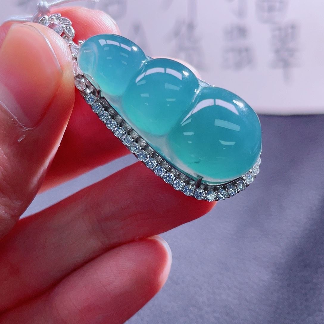 翡翠颈饰银S925镶嵌888888888