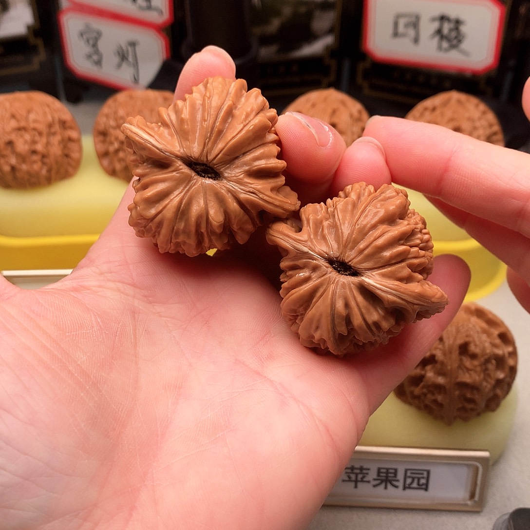 吊坠文玩核桃43尺全品四座楼466号