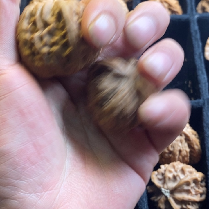 *****吊坠文玩核桃磨盘核桃，不退不换