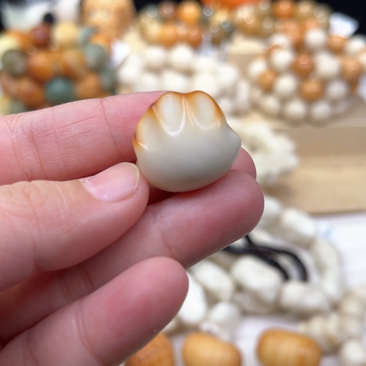 菩提根/象牙果手串煎饺1-24-82