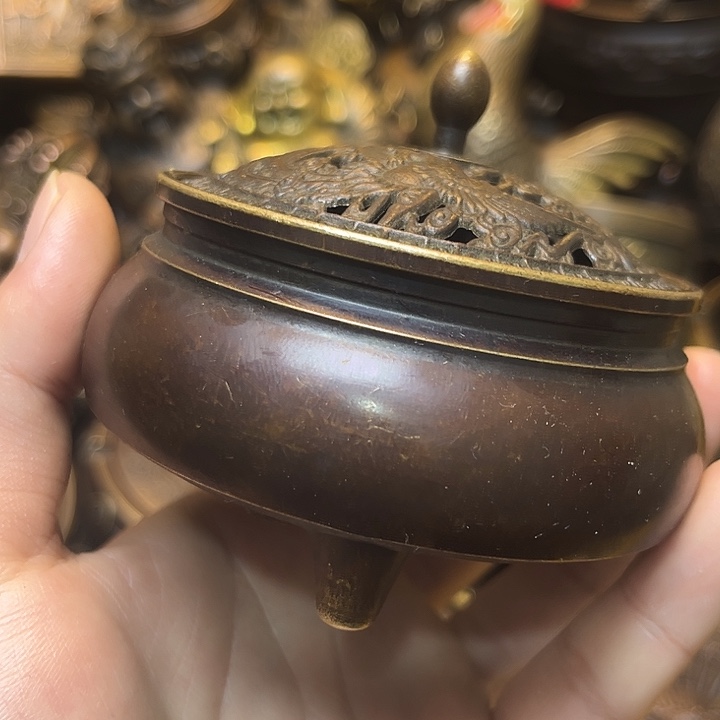 诚信经营精美铜器