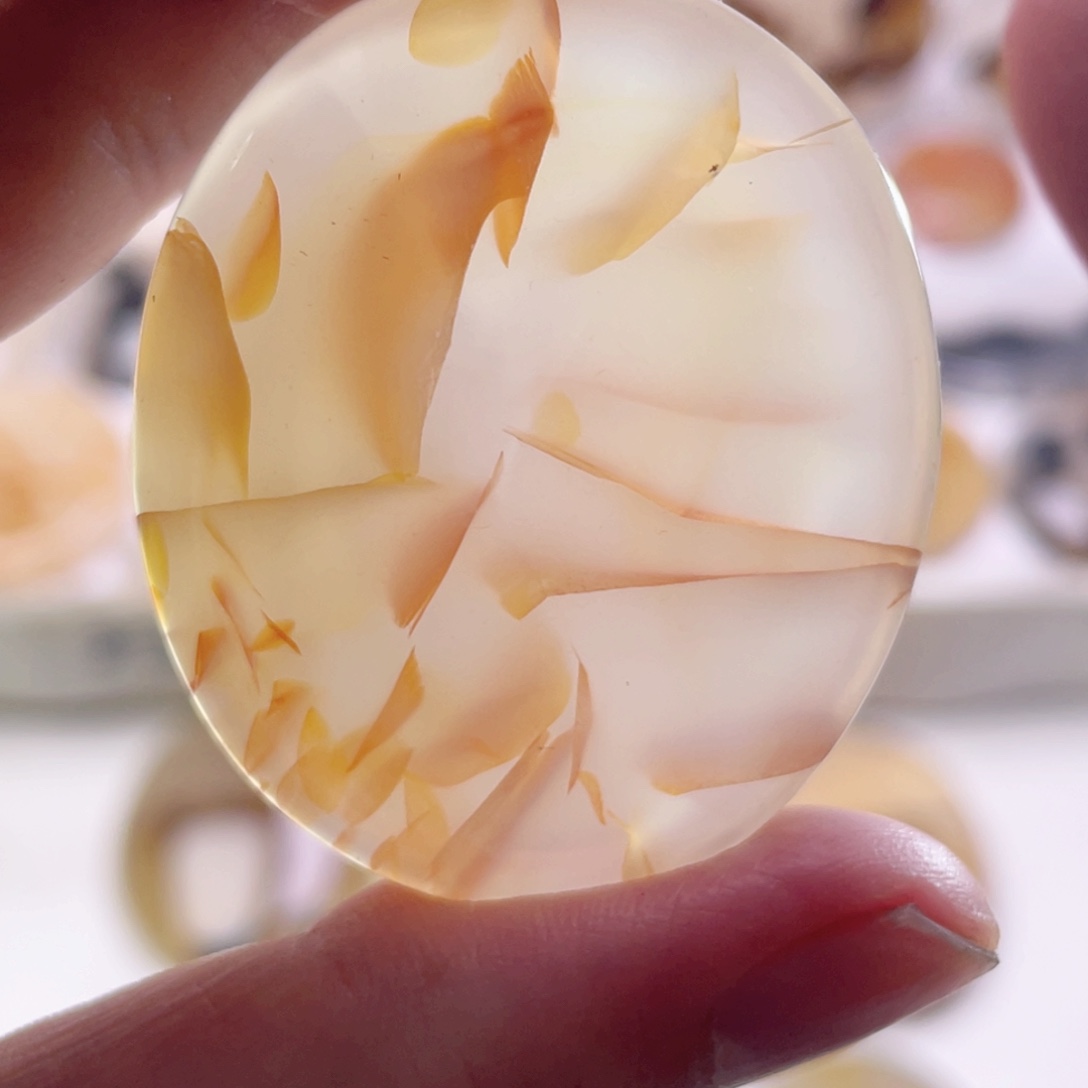 玛瑙/玉髓未镶嵌珠宝奇石