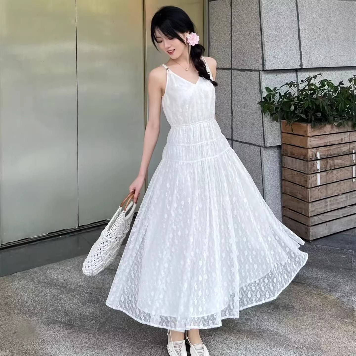 【商场同款】2025春夏款女装法式碎花V领收腰吊带连衣裙5500493