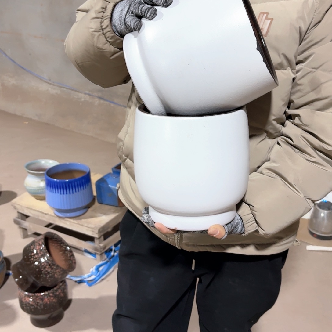 紫砂花盆口20高20两个