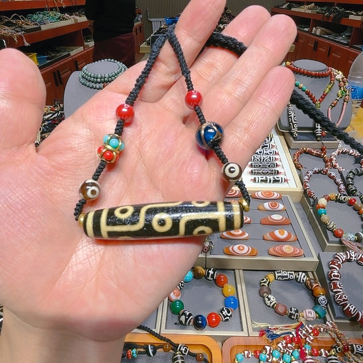 未镶嵌玛瑙/玉髓珠宝奇石