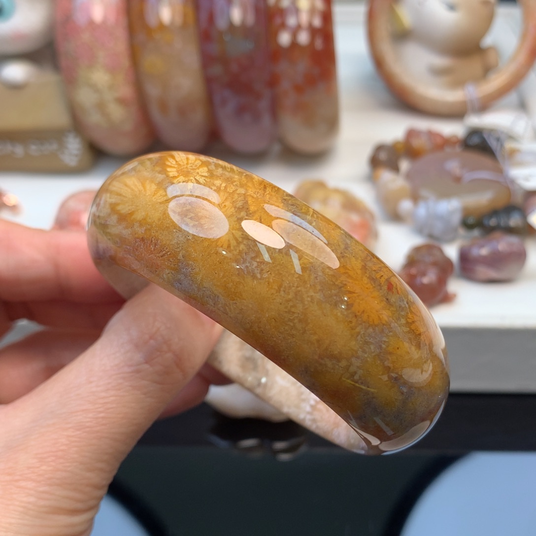 硅化珊瑚（珊瑚玉）手镯未镶嵌55.5口原800