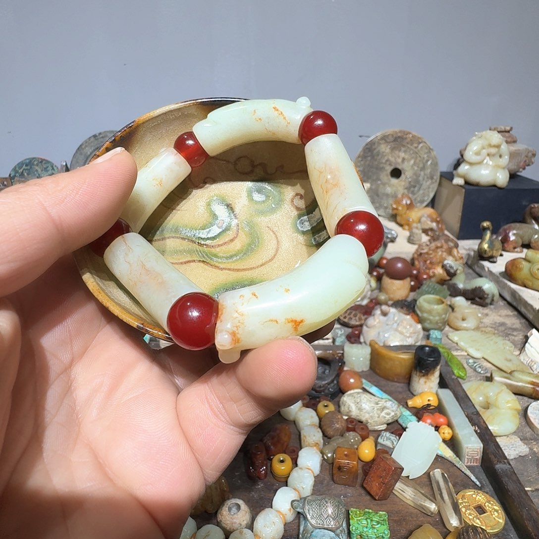 瓷片文***儿x x d f g g vv