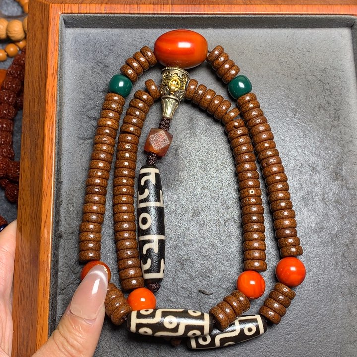 星月菩提吊坠菩提