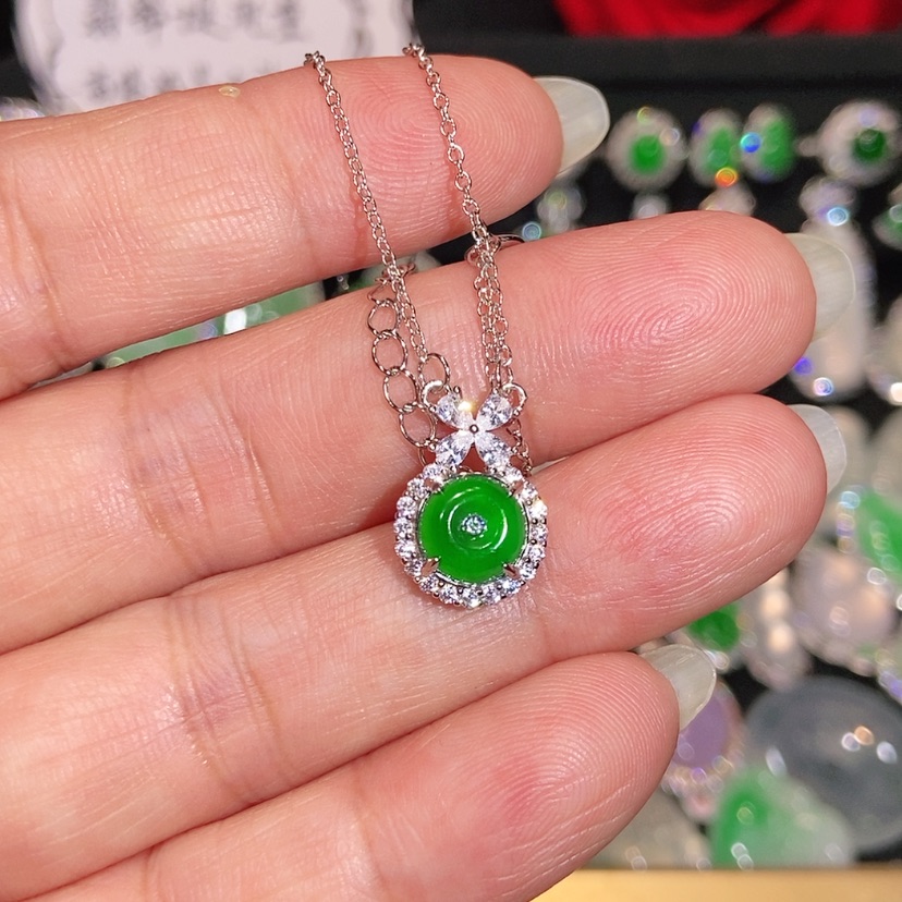 【闪购商品】颈饰未镶嵌翡翠天然翡翠