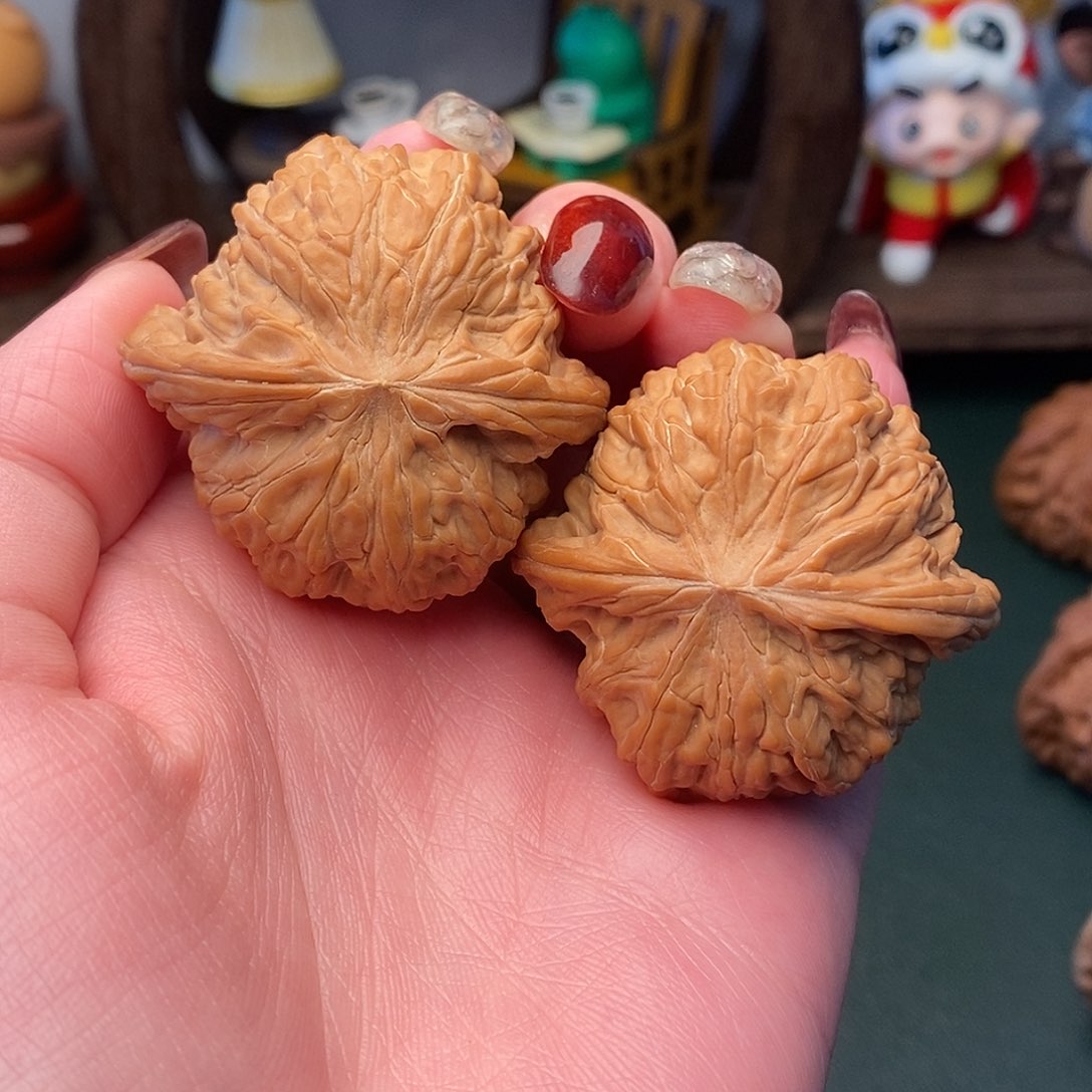 文玩核桃吊坠44全品正磨