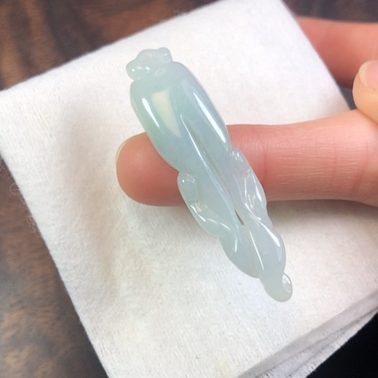 翡翠未镶嵌颈饰缅甸A货，每天下午1点半开播