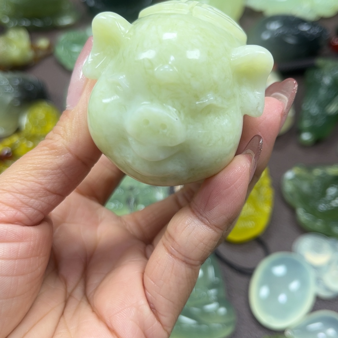 蛇纹石玉未镶嵌小摆件小摆件