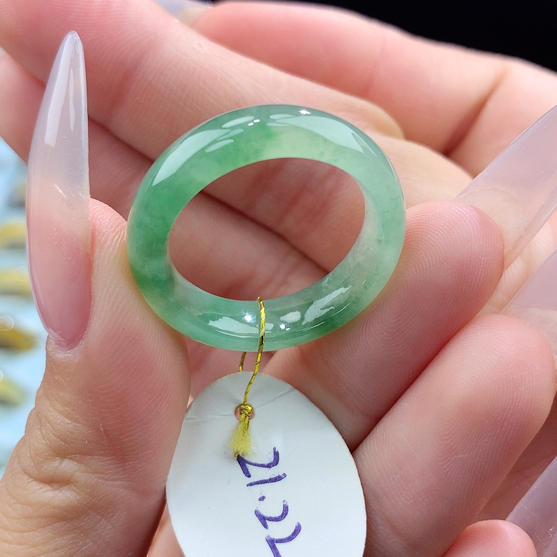 翡翠戒指未镶嵌21-22圈