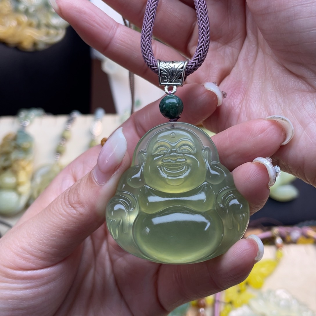 蛇纹石玉未镶嵌颈饰?****?