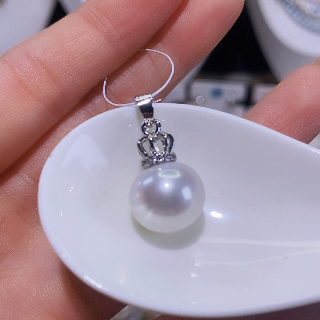 淡水珍珠颈饰合金