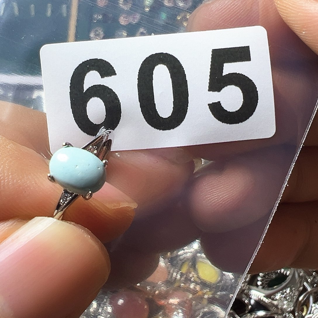 石英质玉戒指未镶嵌