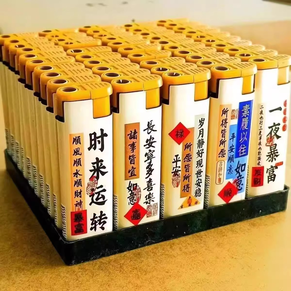 50支一盒装大号宽版防风蓝焰打火机一次性加厚防爆批发商超市家用