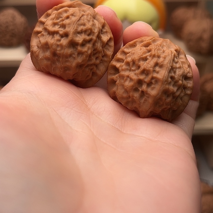 吊坠文玩核桃鱼鳞纹32+