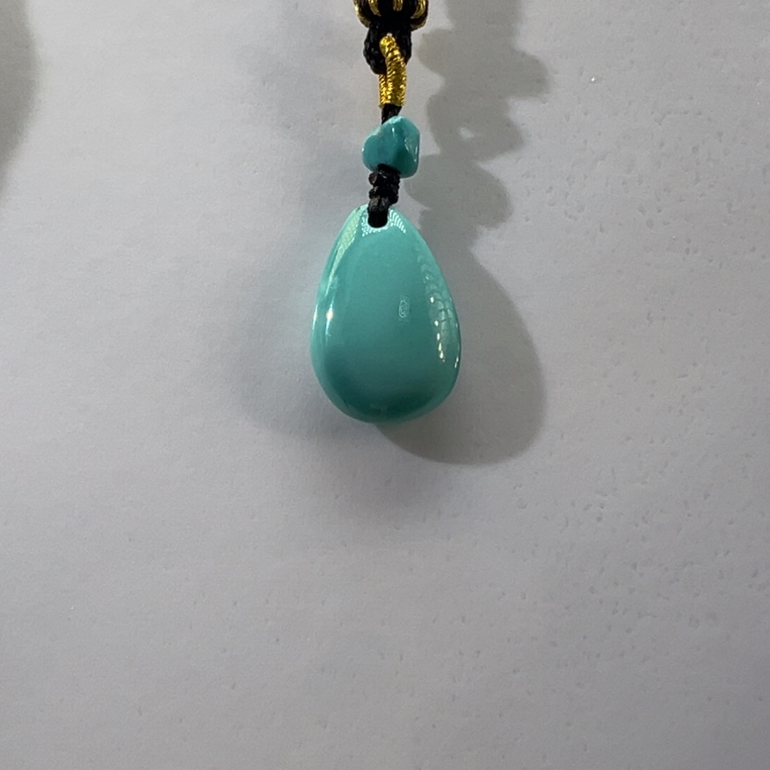 绿松石未镶嵌挂件