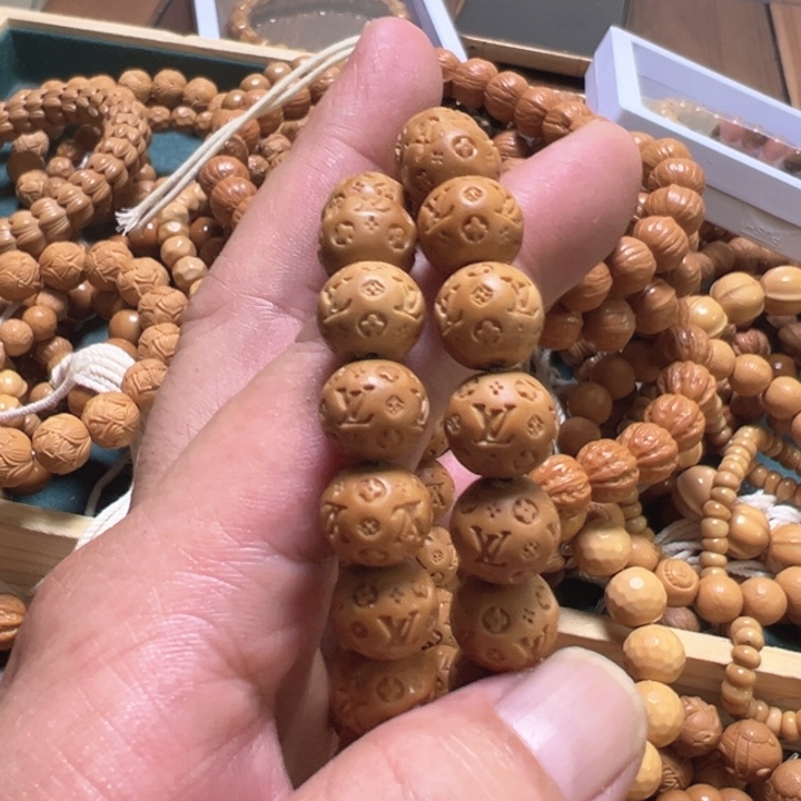 手工LV11左右猴头