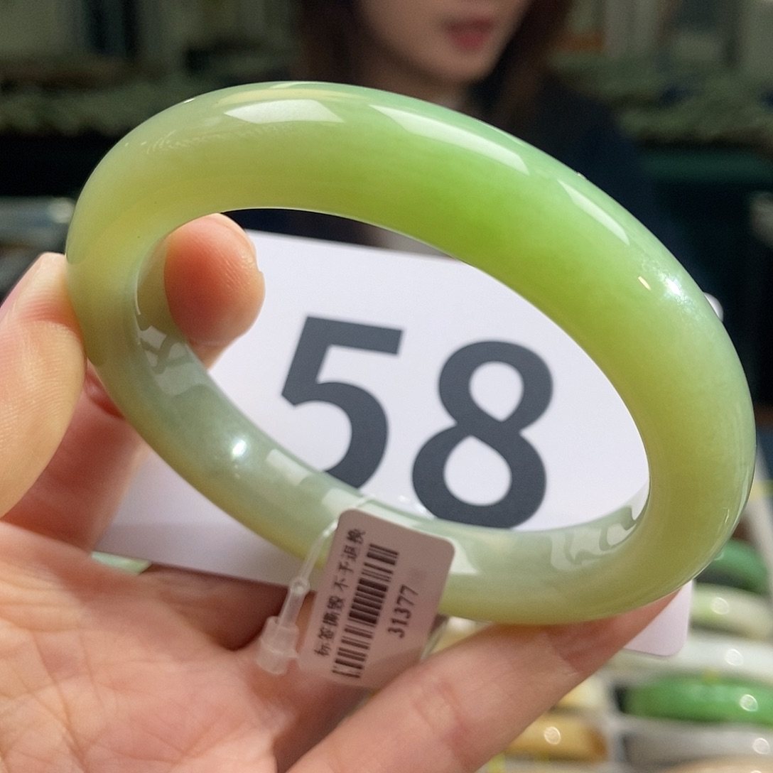 和田玉（翠青玉）手镯未镶嵌