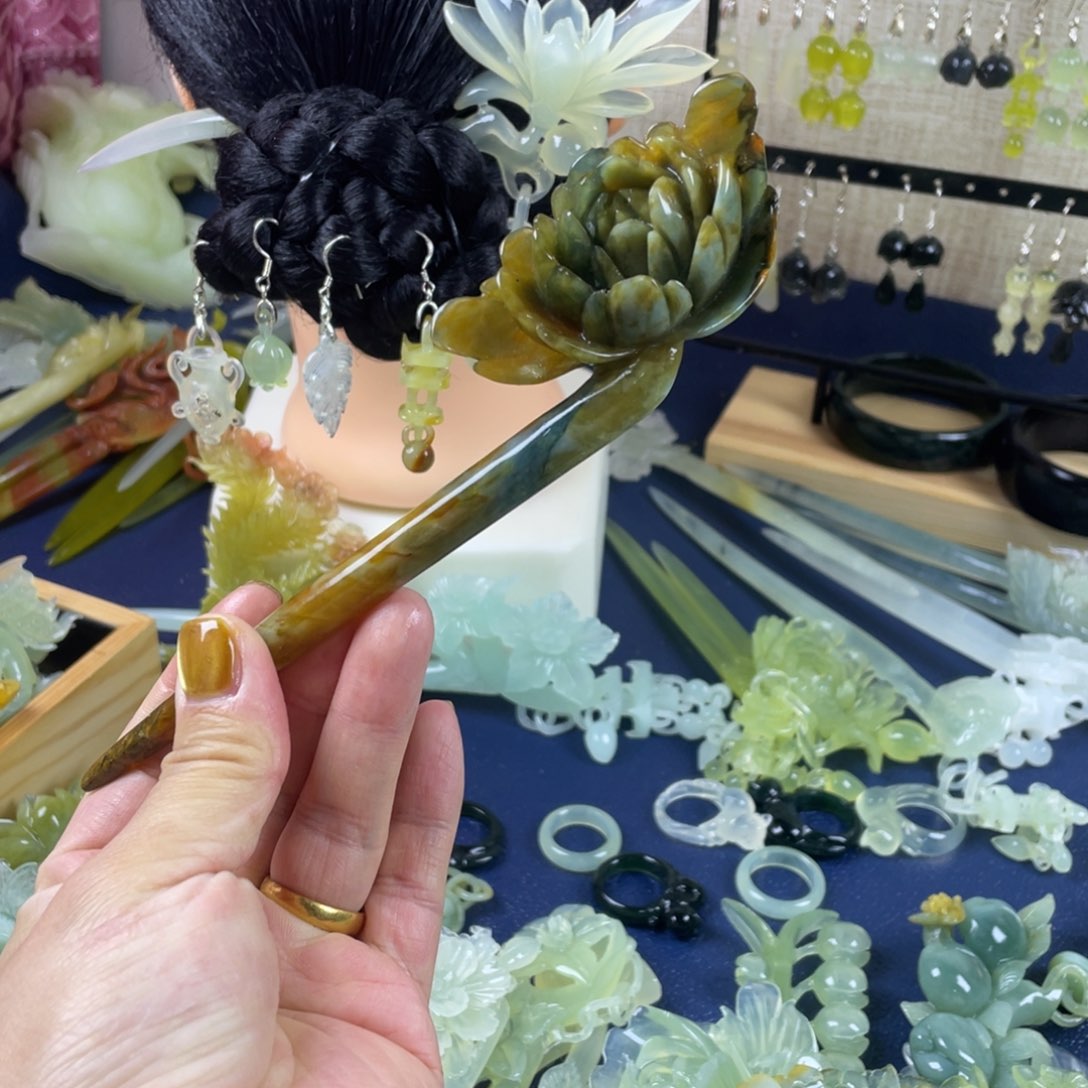 蛇纹石玉发饰未镶嵌