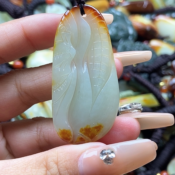 和田玉颈饰未镶嵌