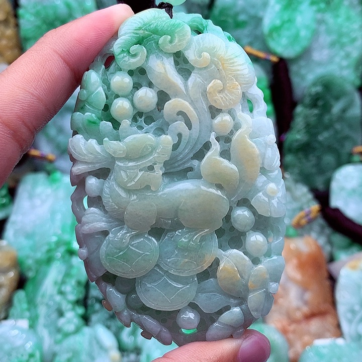 翡翠未镶嵌吊坠(不含链)